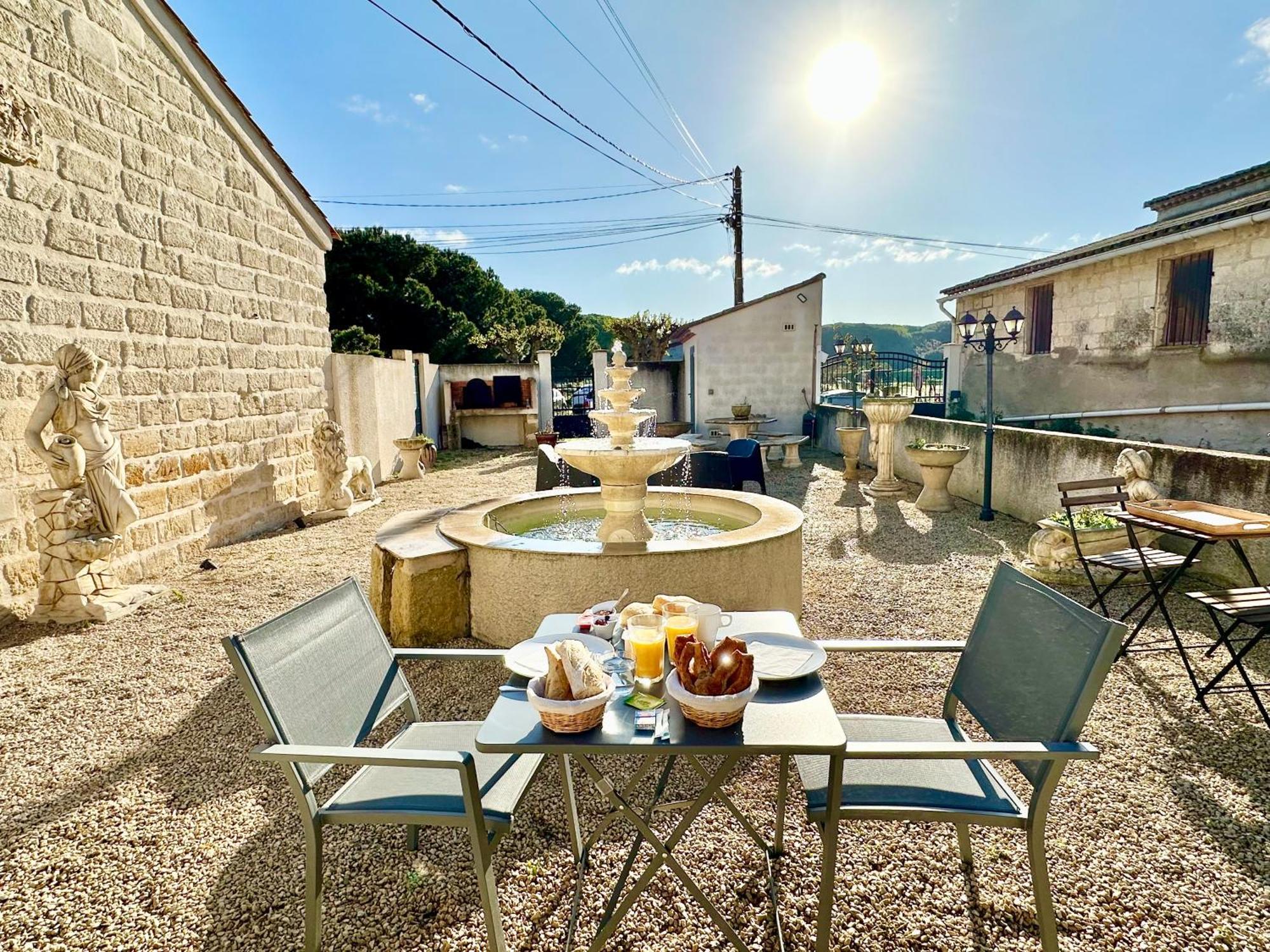 Les Appartements Du Mas - Emeraude Aigues-Mortes Luaran gambar