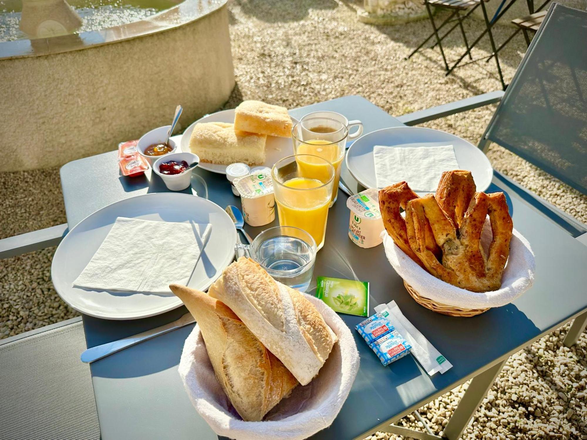 Les Appartements Du Mas - Emeraude Aigues-Mortes Luaran gambar